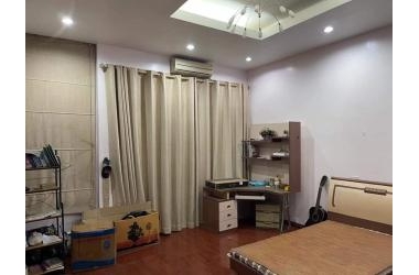 BÁN NHÀ MẶT PHỐ TRƯƠNG ĐỊNH -LÔ GÓC -KINH DOANH SẦM UẤT -TIỆN ÍCH
